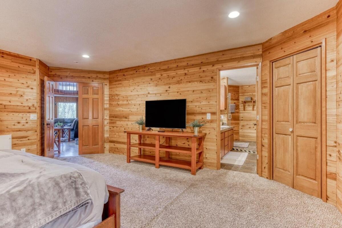 Great Blue Lodge - Spacious Ski Lodge, Hot Tub, Sauna, Game Room & More Government Camp Exterior foto